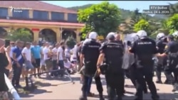 Sukobi građana i policije u Budvi Sukobi građana i policije u Budvi