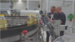 Zašto tvornice na Kosovu ostaju bez radnika dok IKT sektor cvjeta? Zašto tvornice na Kosovu ostaju bez radnika dok IKT sektor cvjeta?