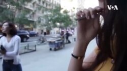 Достони ишқ ё чаро футболбози маъруф аз таҳқиқи саратони шуш сӯҳбат мекунад? Достони ишқ ё чаро футболбози маъруф аз таҳқиқи саратони шуш сӯҳбат мекунад?