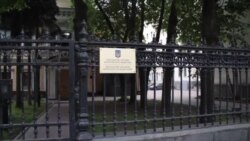 В Москве украинцы голосовали без очереди В Москве украинцы голосовали без очереди