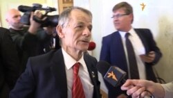 Джемілєв: Кримським татарам рекомендують переїхати подалі від кордону з Херсонщиною Джемілєв: Кримським татарам рекомендують переїхати подалі від кордону з Херсонщиною