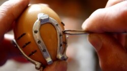 Potkovano jaje: Nekada test za brak, danas poznati kreševski suvenir Potkovano jaje: Nekada test za brak, danas poznati kreševski suvenir