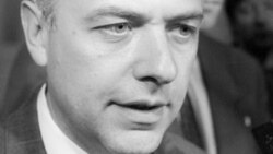 Министр с головой. Андрей Козырев. Министр с головой. Андрей Козырев.