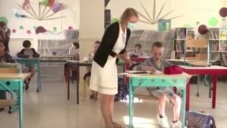 Школи готуються до відкриття на тлі побоювань, що соціального дистанціювання недостатньо Школи готуються до відкриття на тлі побоювань, що соціального дистанціювання недостатньо