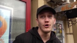 Опитування на вулицях Москви про антикорупційний мітинг (відео) Опитування на вулицях Москви про антикорупційний мітинг (відео)