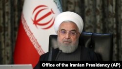 حسن روحانی میگوید «توطئه ضدانقلاب» این است که در دوره شیوع کرونا در ایران «کار و فعالیت اقتصادی» تعطیل شود