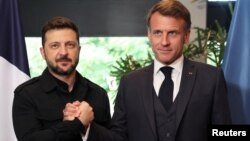 Президенти України та Франції провели переговори