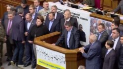 Дві фракції закликають розслідувати заяви Онищенка Дві фракції закликають розслідувати заяви Онищенка