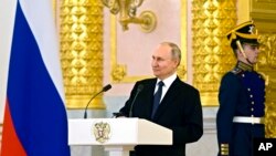 Після отримання е-повістки військовозобов’язаному буде заборонено виїзд із країни, доки він не прийде у військкомат.