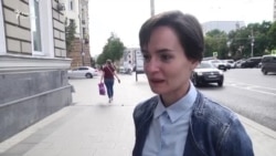 Опрос из Москвы: кому мешает Алексей Навальный? (видео) Опрос из Москвы: кому мешает Алексей Навальный? (видео)