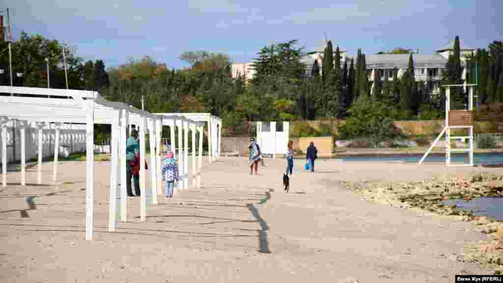 Здесь – немноголюдно