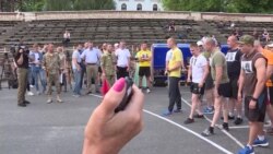 Марафон морпіхів США: у Києві провели відбір серед військових – відео Марафон морпіхів США: у Києві провели відбір серед військових – відео