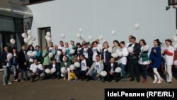 Участники ассоциации "Спасти и сохранить". Она создана в Татарстане пациентами с легочной гипертензией, чтобы бороться за право на жизнь.