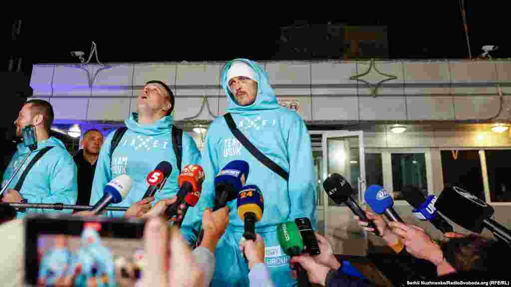 Брифинг Александра Усика в аэропорту «Борисполь»