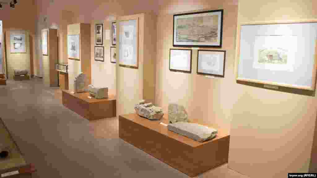 Второй зал выставки «Крымский юрт Золотой Орды. Наследие исчезнувшей империи»