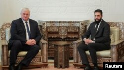 ალ-შარაა ხვდება უკრაინის საგარეო საქმეთა მინისტრს. 2024 წლის 30 დეკემბერი