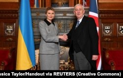 Перша леді України Олена Зеленська і спікер Палати громад, нижньої палати парламенту Великої Британії Ліндсі Гойл. Лондон, 29 листопада 2022 року