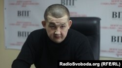 Лисянський: угруповання «ЛДНР», не дивлячись на ріст захворюваності на COVID-19, продовжують возити жителів ОРДЛО в Росію для отримання російського громадянства