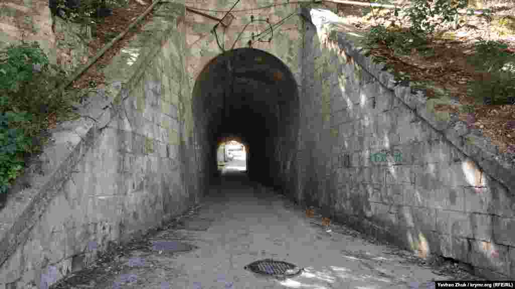 «Обратная» сторона тоннеля