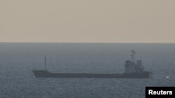 Іноземне судно заходить у порт Чорноморськ, фото ілюстративне