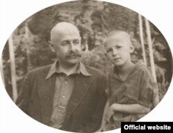 Михайло Полоз з дочкою Радою, 1933 рік