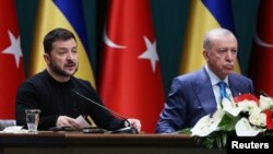 Президент України Володимир Зеленський виступає під час спільної пресконференції з президентом Туреччини Таїпом Ердоганом в Анкарі, Туреччина, 18 лютого 2025 року