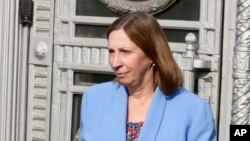 Сполучені Штати не послаблять прихильність та підтримку України через загострення ситуації на Близькому Сході, сказала посол США в Росії Лінн Трейсі