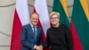 Прем’єр-міністр Польщі Дональд Туск (ліворуч) і прем’єр-міністерка Литви Інгріда Шимоните зустрілися у штаб-квартирі уряду у Вільнюсі. Литва, 4 березня 2024 року