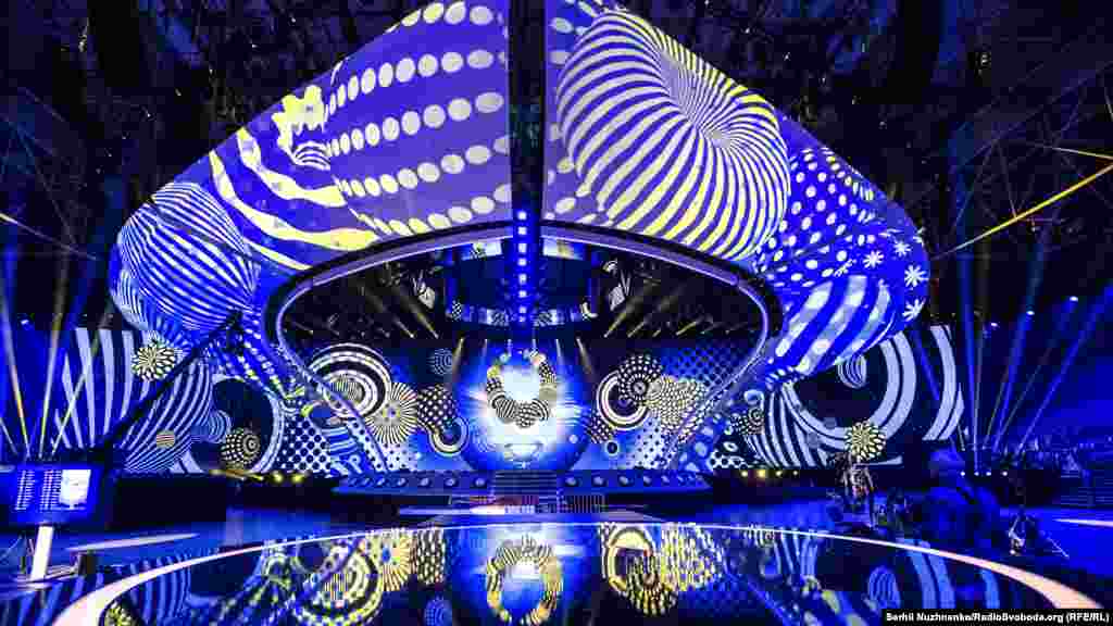 Главная сцена «Евровидения-2017» в Международном выставочном центре, где состоятся полуфиналы и финал музыкального фестиваля