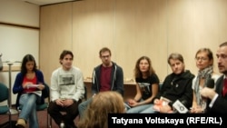 Брифинг активистов "Гринпис", выпущенных из петербургских СИЗО под залог