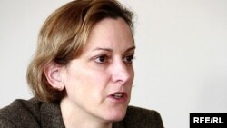 Енн Еплбаум