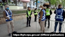 Поліція закликає учасників й організаторів заходу дотримуватися вимог чинного законодавства, не порушувати громадський порядок і дотримуватися карантинних обмежень