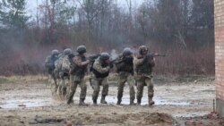 Воєнний стан і готовність ЗСУ. Муженко підбиває підсумки – відео Воєнний стан і готовність ЗСУ. Муженко підбиває підсумки – відео