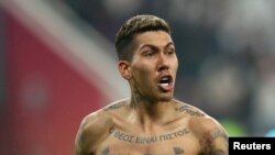 Роберто Фірміно (на фото) міг принести перемогу своїй команді, але невдала гра захисту і воротаря завершила новий похід за трофеєм