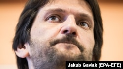 Міністр оборони Словаччини Роберт Каліняк запропонував повернути українських чоловіків на батьківщину