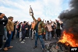 Повстанці оголосили, що вони захопили Дамаск у блискавичному наступі, змусивши президента Башара аль-Асада втекти та поклавши край його п’ятидесятилітньому правлінню. Сирія, 8 грудня 2024 року