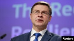 Зам-председателят на ЕК Валдис Домбровскис. Снимката е архивна.