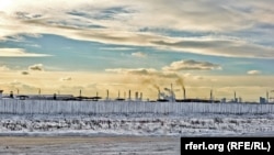 Стена красноярской колонии, архивное фото