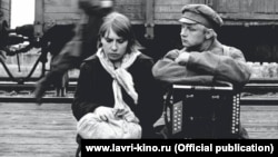 Кадр из фильма "В огне брода нет"