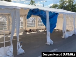 Niko još nije objasnio svrhu ovih šatora u centru grada,,27. maj 2025.