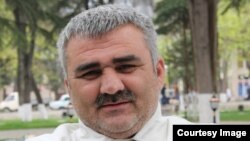 30 травня азербайджанський журналіст Афґан Мухтарли заявив, що його силою повернули з Грузії до Азербайджану