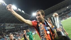 15-летний капитан. Дарио Срна и его донецкий «Шахтер» 15-летний капитан. Дарио Срна и его донецкий «Шахтер»