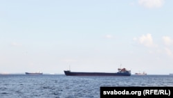 Як зазначає Bloomberg, якщо обмеження схвалять, загальна кількість підсанкційних суден «тіньового флоту» Росії перевищить 300 (фото ілюстративне)