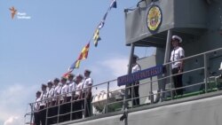 Порошенко «декомунізував» корабель ВМС «Кіровоград» Порошенко «декомунізував» корабель ВМС «Кіровоград»