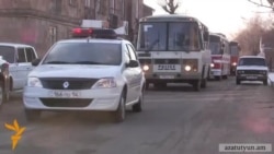 В Гюмри после смерти ребенка перебрасывают новые силы полиции В Гюмри после смерти ребенка перебрасывают новые силы полиции