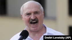 Євродепутати називають Лукашенка «основним винуватцем» махінацій під час виборів та жорстокого розгону протестувальників, включно з неповнолітніми