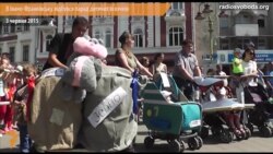 Краще, коли парад візочків, ніж парад військової техніки – організатори дитячого конкурсу Краще, коли парад візочків, ніж парад військової техніки – організатори дитячого конкурсу