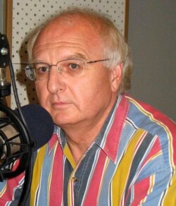 Тодішній міністр освіти і науки України Іван Вакарчук в студії Радіо Свобода. Київ, 25 липня 2009 року