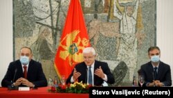 Crnogorski premijer Duško Marković (u sredini)