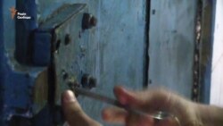 Як виглядає камера у Лук'янівському СІЗО (відео) Як виглядає камера у Лук'янівському СІЗО (відео)